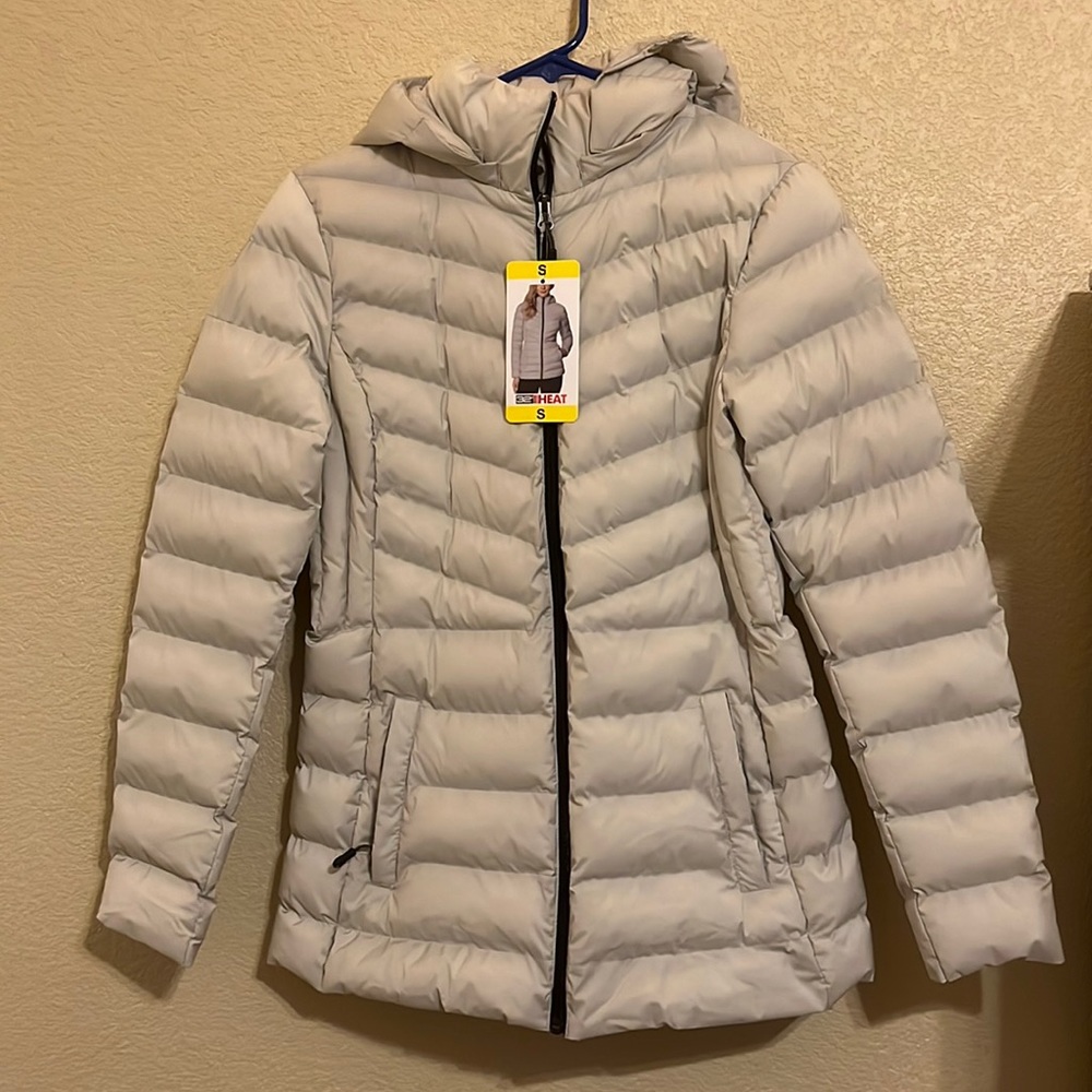 winter puffy jacket
